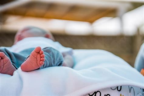 Typical Signs of an Overtired Baby and How to Get Them to Sleep