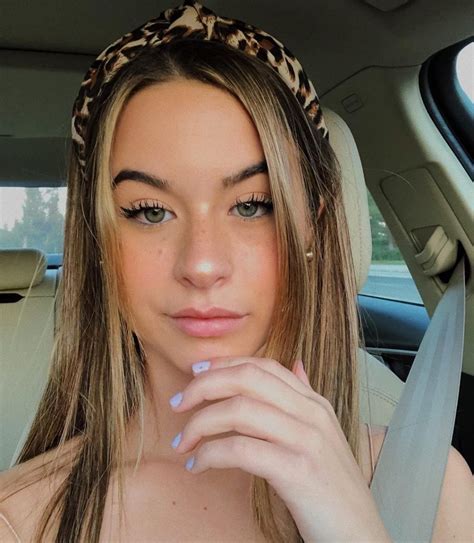 Emily Elizabeth Sexy Collection (127 Photos + Video) | PinayFlixx Mega ...