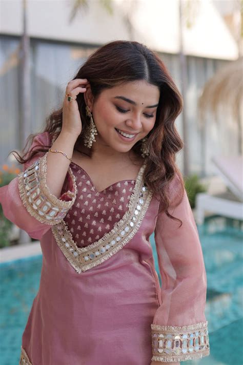 Peach Mirror Work Top Pant Set with Batwa