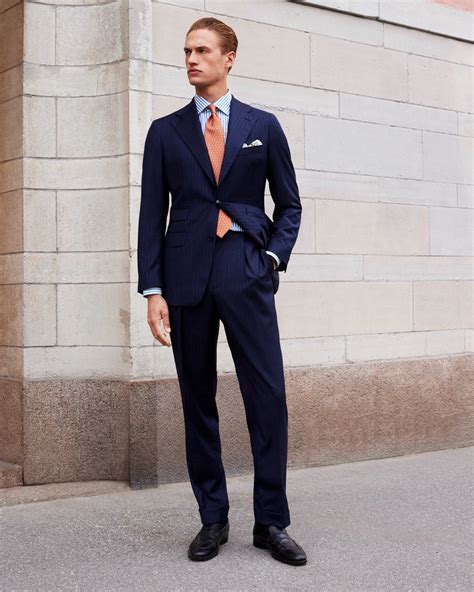Formal Business Attire For Men What Suit To Wear To A Business Meeting