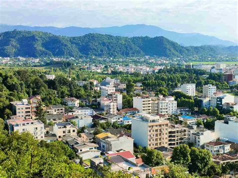 TRAVEL GUIDE TO LAHIJAN, THE CITY OF TEA IN IRAN – Voice of Guides