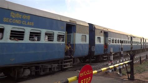 Local Train Side View 的图像结果