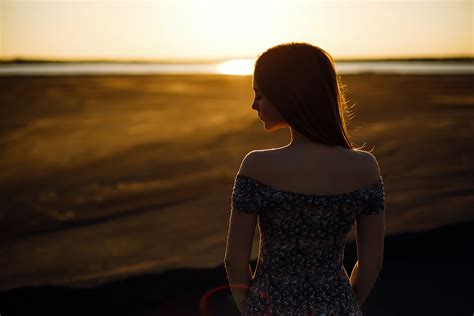 Girl Depth Of Field Sunset 4k Wallpaper,HD Girls Wallpapers,4k Wallpapers,Images,Backgrounds ...