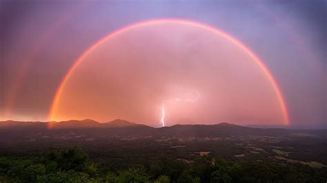 Photographer combines luck and skill in this incredible double rainbow ...