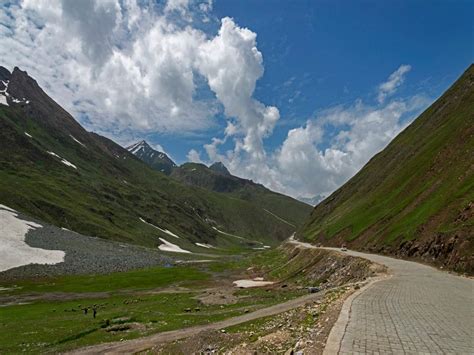 India’s high mountain pass Zoji-la has now been reopened | TimesTravel