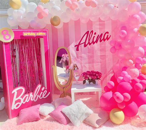 Pin by Cherry Pitts on Presents2 | Barbie party decorations, Barbie ...
