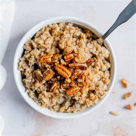 Cinnamon Spice Oatmeal Recipe - Pass The Sprouts