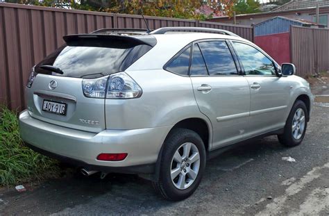 2004 Lexus RX 330 4-Door SUV AWD