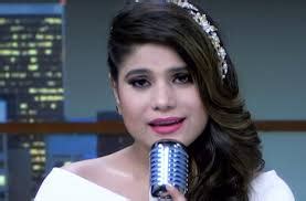 Jyotica Tangri Family Husband Son Daughter Father Mother Age Height ...