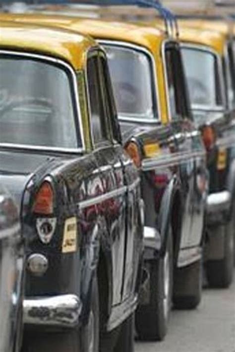 Devendra Fadnavis’s Bio, Age, Relationships, Latest Buzz, Photos & Videos