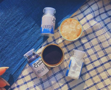 JoGenii | INDIGO CLAMP DYEING | Active Hands