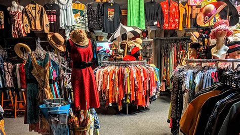 How to a Small Store 的图像结果