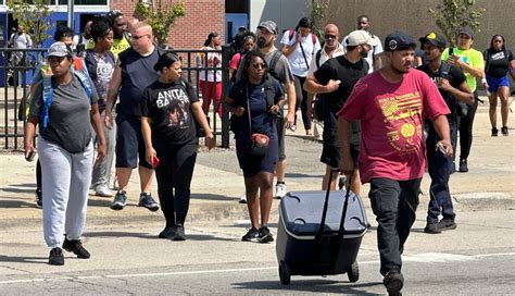 The UAW bureaucracy is making massive concessions behind autoworkers ...