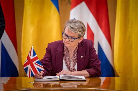 Yvette Cooper confirms first group of Gazan children heading to UK for ...