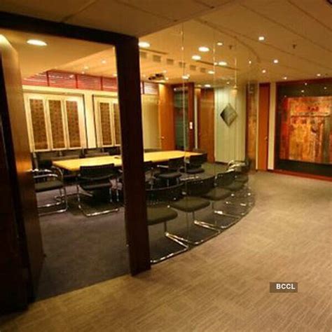 Corus Quay-Toronto, Canada: It is on of the largest office in this list ...