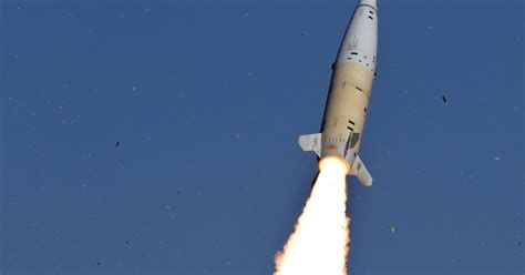 U S ATACMS Missile 的图像结果