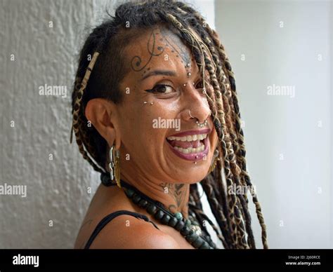 Alternative hairstyle hi-res stock photography and images - Alamy