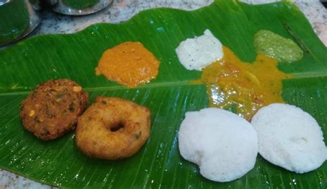 Murugan Cafe Usloor - Tamil Nadu Style Dishes Like Vada, Idli And More ...