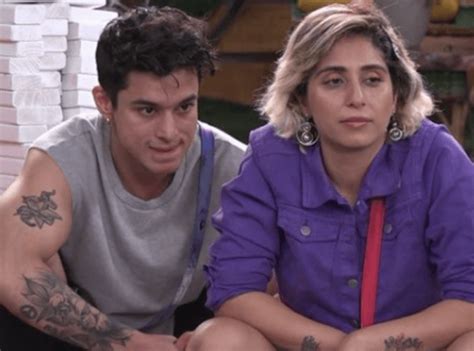 Neha Bhasin – Pratik Sehajpal's love vs lust comment: Netizens left ...