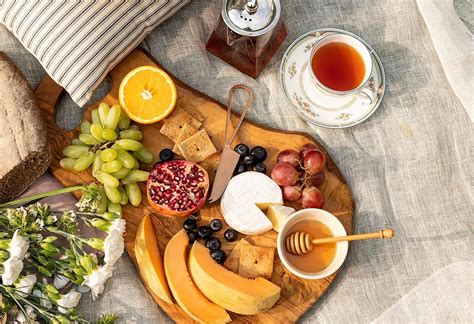 Makaibari Festive Trio Assortment: Awaken + Evoke + Revere With Kettle ...
