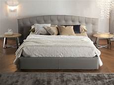 letto in pelle prestigioso letto in pelle fiore hermas by chaarme chaarme letto in pelle prestigioso letto in pelle fiore hermas by chaarme chaarme