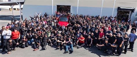 Tesla Manufacturing Line 的图像结果