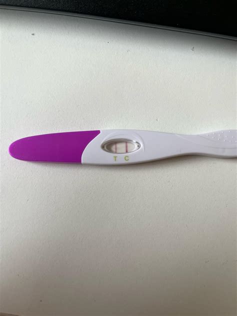Unknown brand,CD32, period 7 days late : r/TFABLinePorn