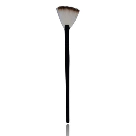 fan Makeup art Brush With Black Handle