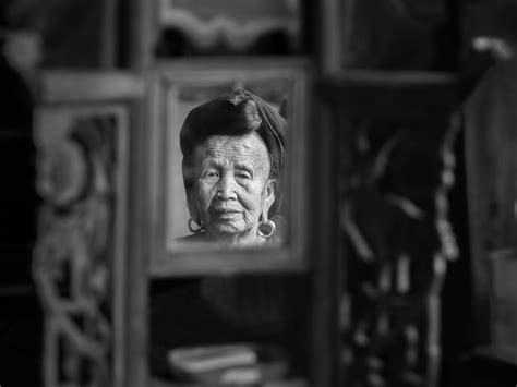 Local Town Local People 的图像结果