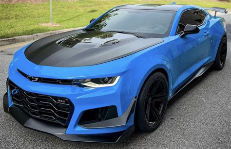 Chevy Camaro ZL1 1LE in Stunning Blue Color