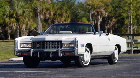 10 Most Luxurious American Cars Of All Time