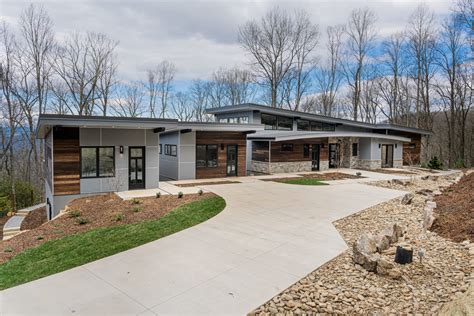 Family Compound Plans: Answers to the Top 5 FAQs - Woodhouse The Timber ...