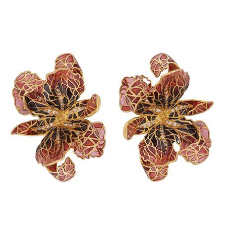 Maximalist Pieces That You Need To Invest In This Season | Grazia India