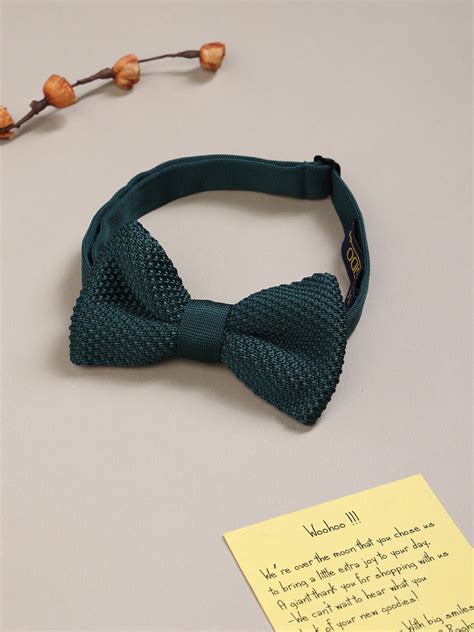 Dark Green Solid Knitted Bowtie