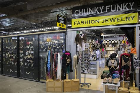 Top Shopping Center in Los Angeles, CA | Slauson Super Mall