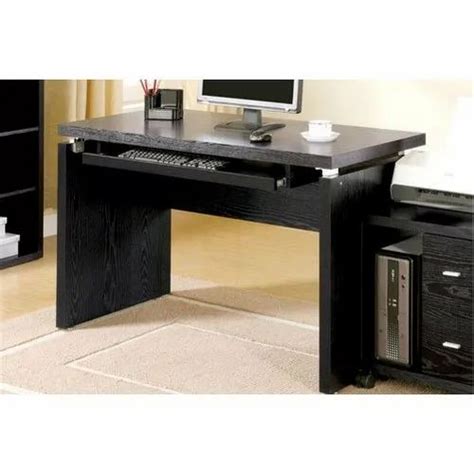 Wooden Computer Table 的图像结果