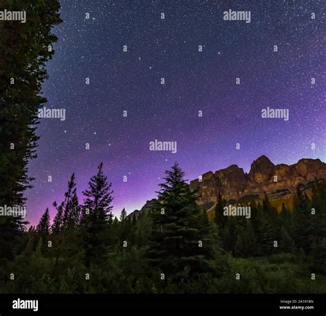 The Big and Little Dippers, and Polaris, over Castle Mountain in Banff ...