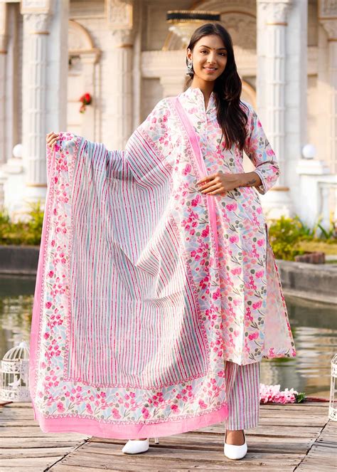 Pink 3 piece Suit set