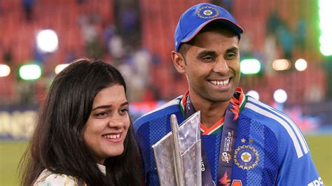 Suryakumar Yadav recreates heartwarming 2024 photo with T20 World Cup ...