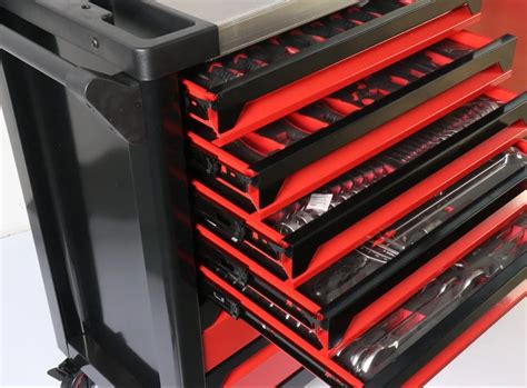 Industrial Tools - Roller Cabinet Tool Chests Trader - Wholesaler ...