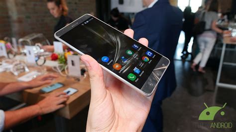 ASUS ZenFone 3 Deluxe debutta a Taiwan a un prezzo... di lusso