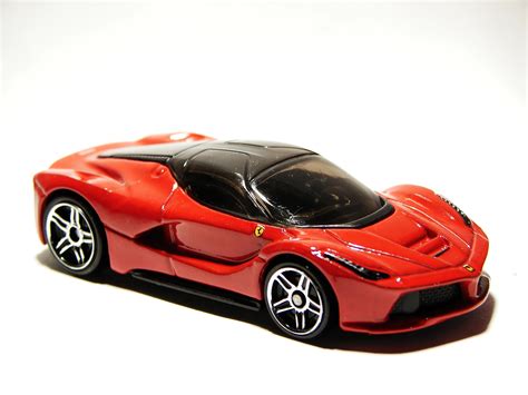 Hot Wheels Cars Collection Ferrari
