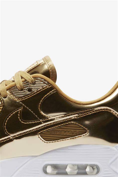Women's Air Max 90 'Metallic Gold' Release Date. Nike SNKRS
