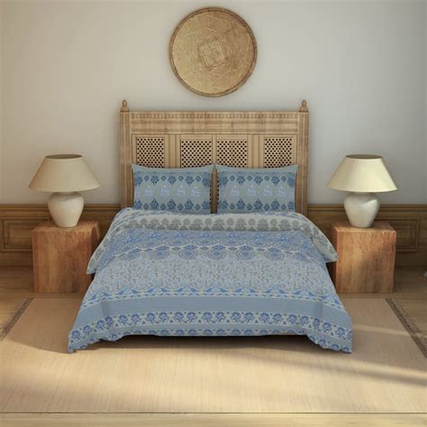 Buy SPACES Rangana 210TC Cotton Ethnic Print 3Pcs Super King Bedsheet ...