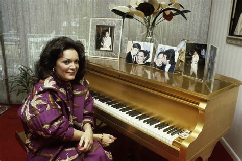 Connie Francis' Dad Threatened Her to Get Her Record Who's Sorry Now ...