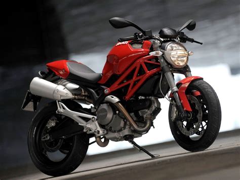 2012 Ducati Monster 696 Gallery 440200 | Top Speed