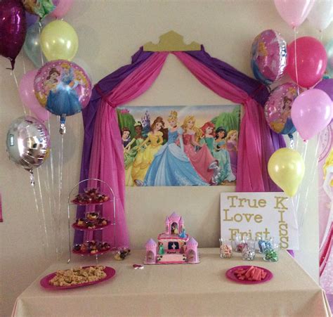 Disney princess party decorations