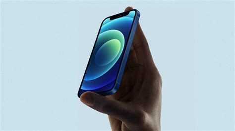 Apple iOS 14.5: Phone unlock with face masks is here at last | GQ India