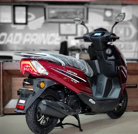 United 100cc Scooty Gets New Model After 8 Years - What Changed ...