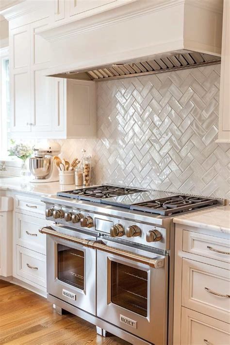 22 Herringbone Backsplash Subway Tile Ideas To Try | Kitchen style ...